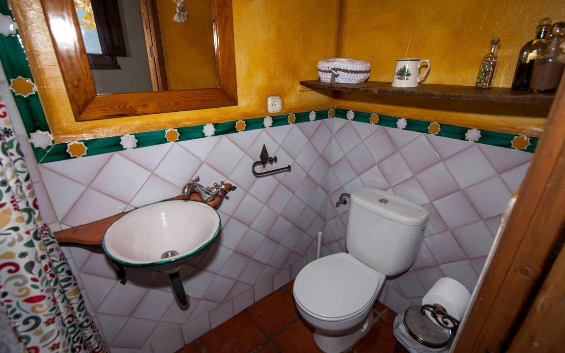 Photo of Bathroom in Guejar Sierra