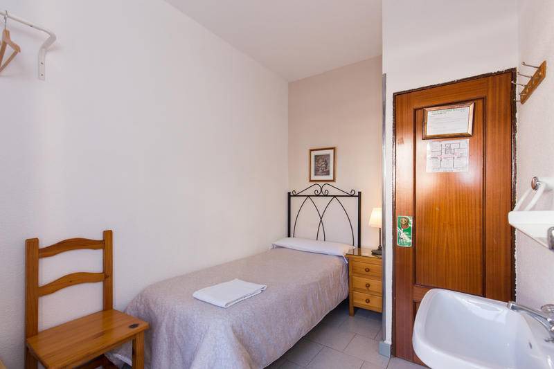 Photo of Bedroom in Central District