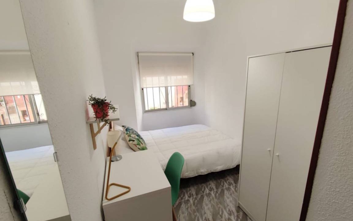 Photo of Bedroom in Genil