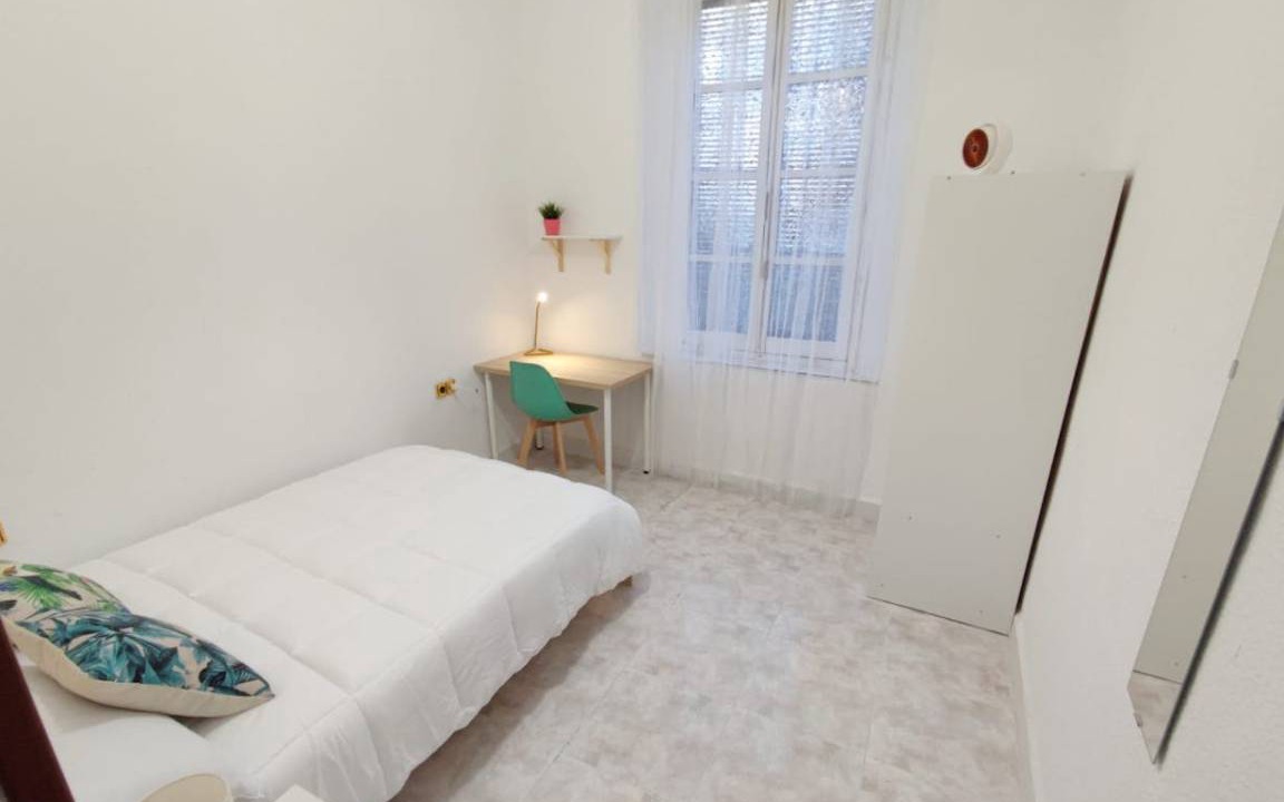 Photo of Bedroom in Genil