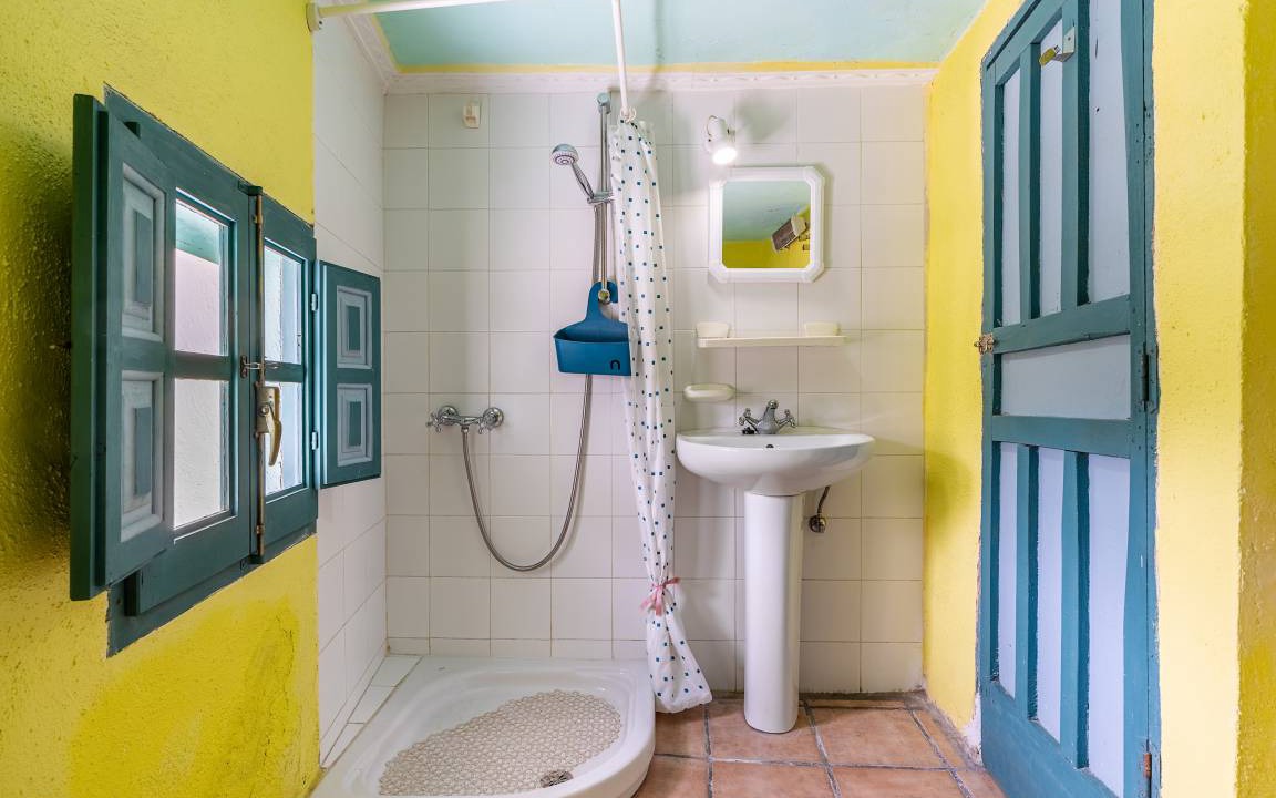 Photo of Bathroom in Orgiva
