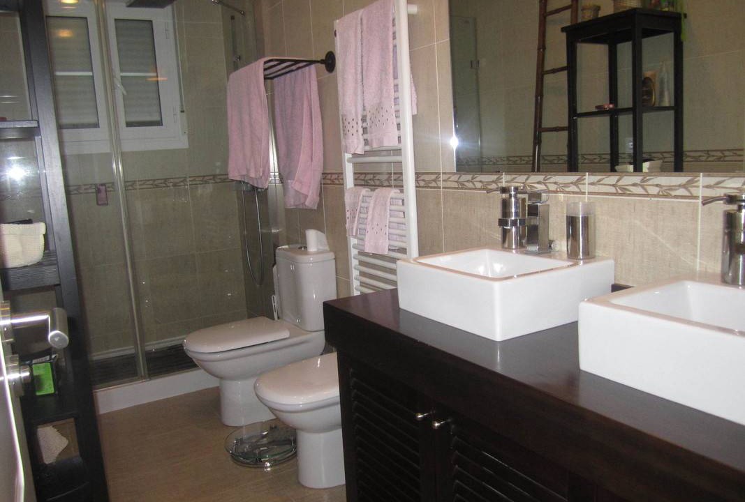 Photo of Bathroom in Otura