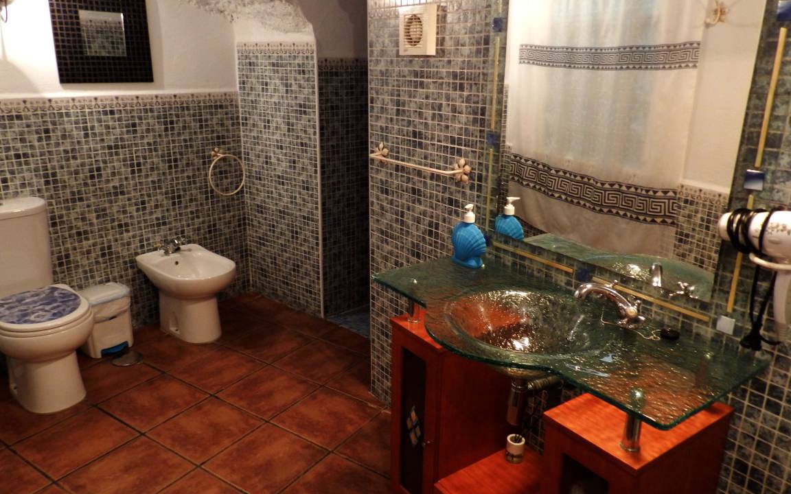 Photo of Bathroom in Cuevas del Campo