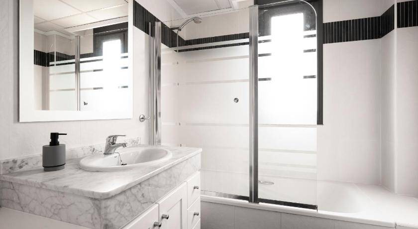 Photo of Bathroom in Figares