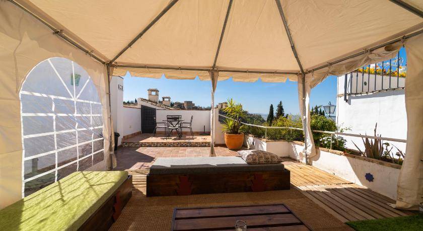 Photo of Patio Balcony in Sacromonte