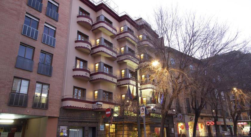 Photo of Buildings in Beiro