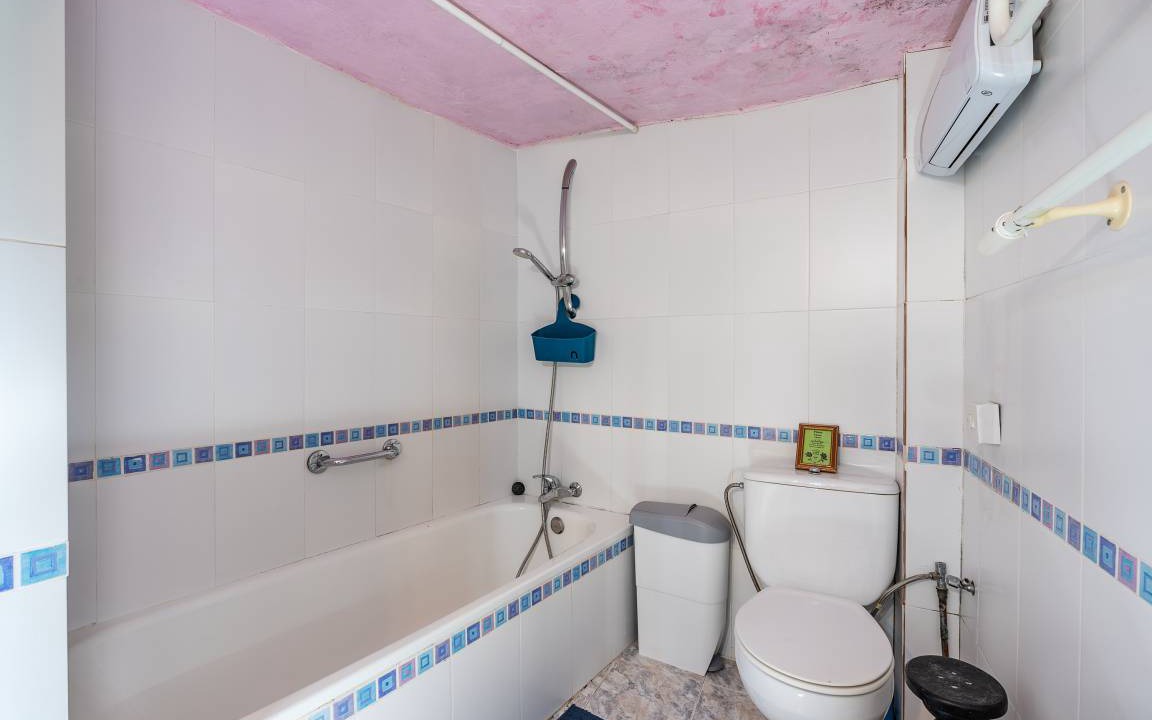 Photo of Bathroom in Orgiva