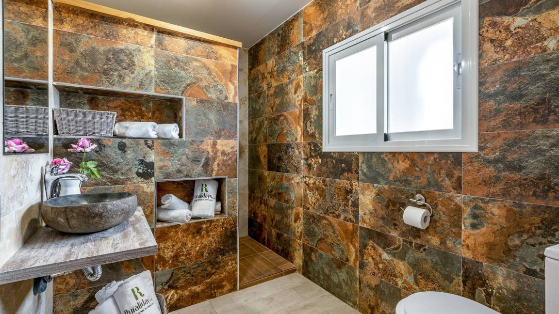 Photo of Bathroom in Cenes de la Vega