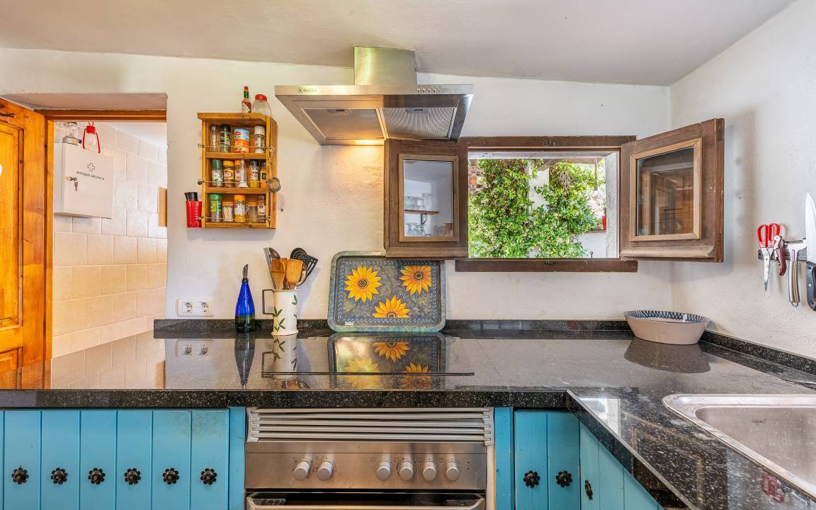 Photo of Kitchen in Albunuelas