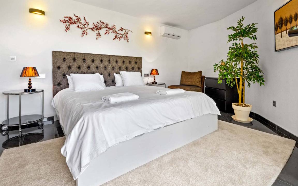 Photo of Bedroom in Velilla-Taramay