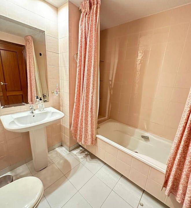 Photo of Bathroom in Zaidin