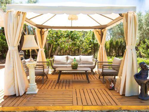 Photo of Patio Balcony in Niguelas