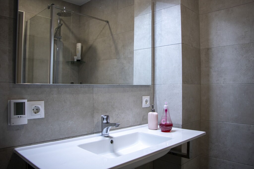 Photo of Bathroom in Velilla-Taramay