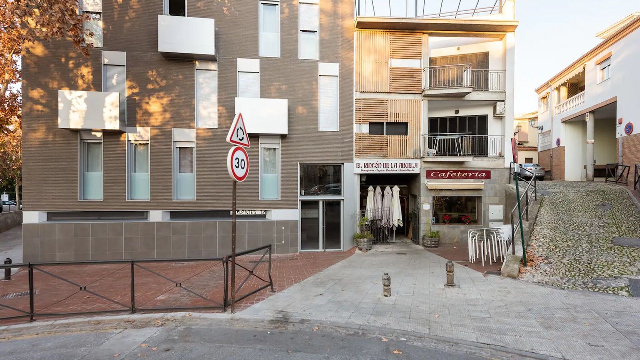 Photo of Outdoor in Genil