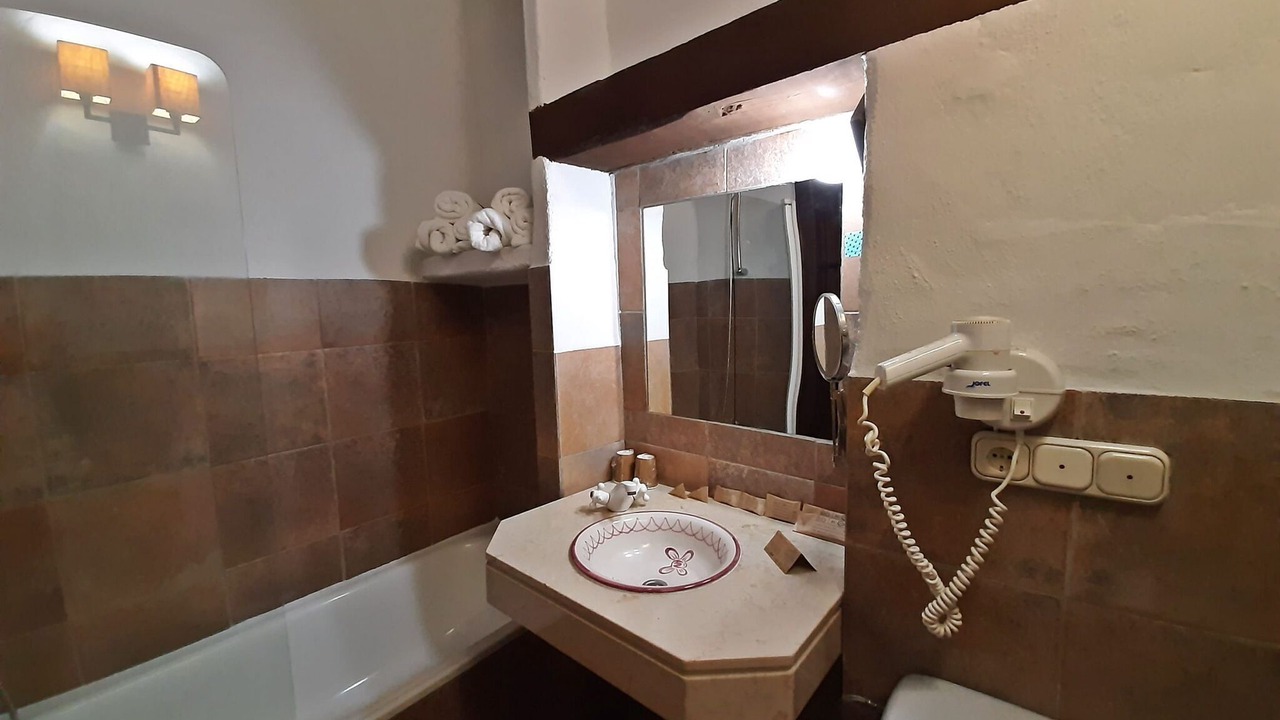 Photo of Bathroom in Busquistar