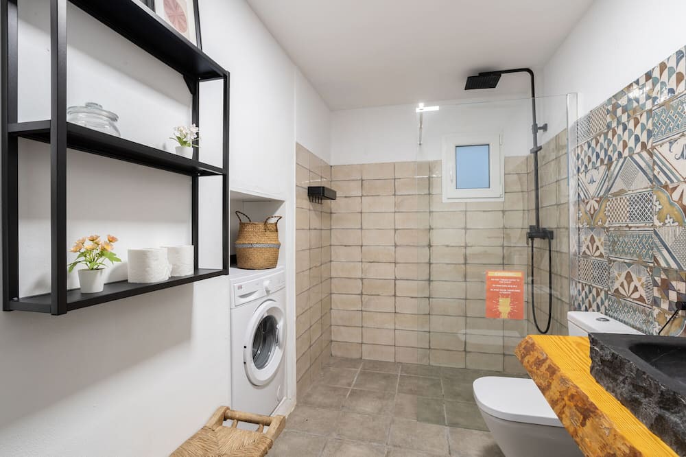 Photo of Bathroom in Itrabo