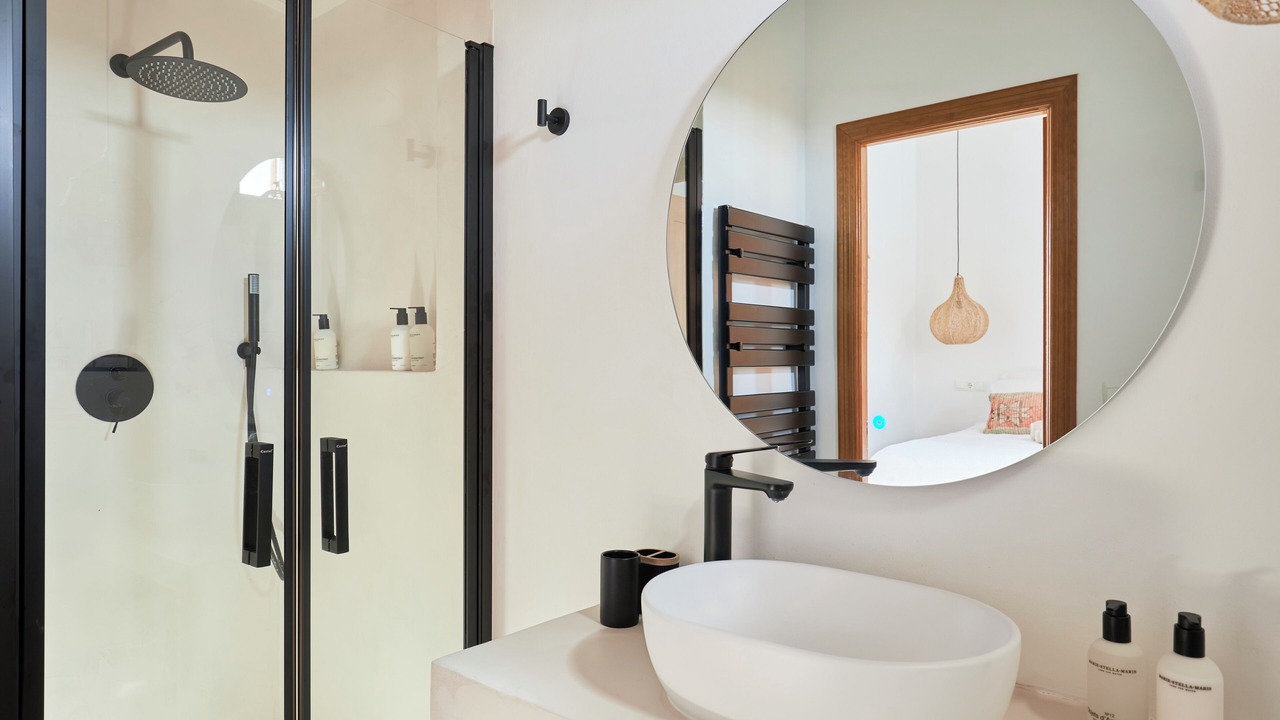 Photo of Bathroom in Salar