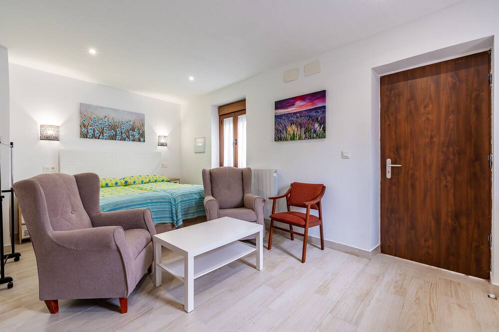 Photo of Livingroom in Albunuelas