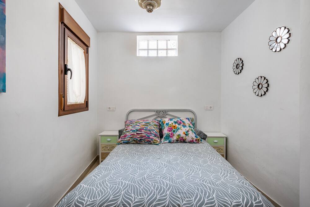 Photo of Bedroom in Albunuelas