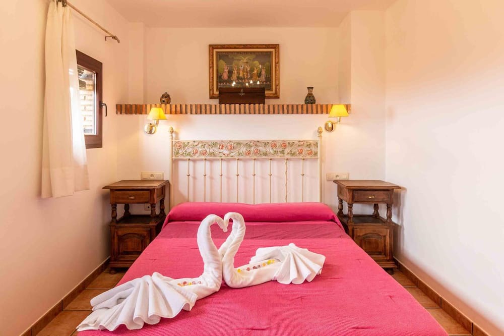 Photo of Bedroom in Escuzar