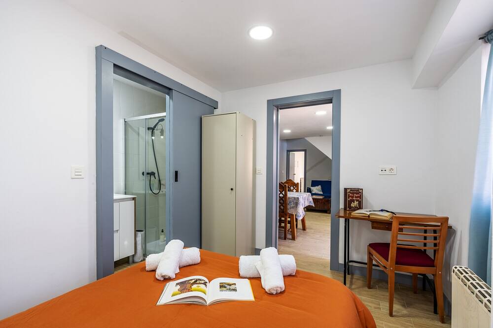 Photo of Bedroom in Otura