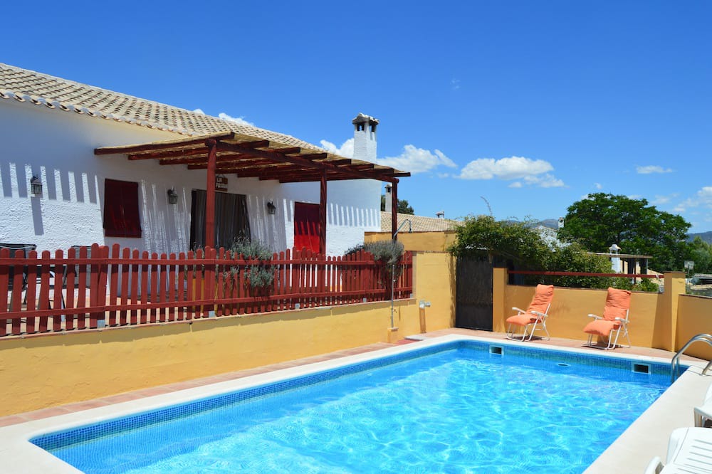 Photo of Outdoor in Algarinejo