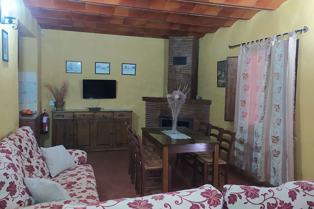 Photo of Bedroom in Algarinejo