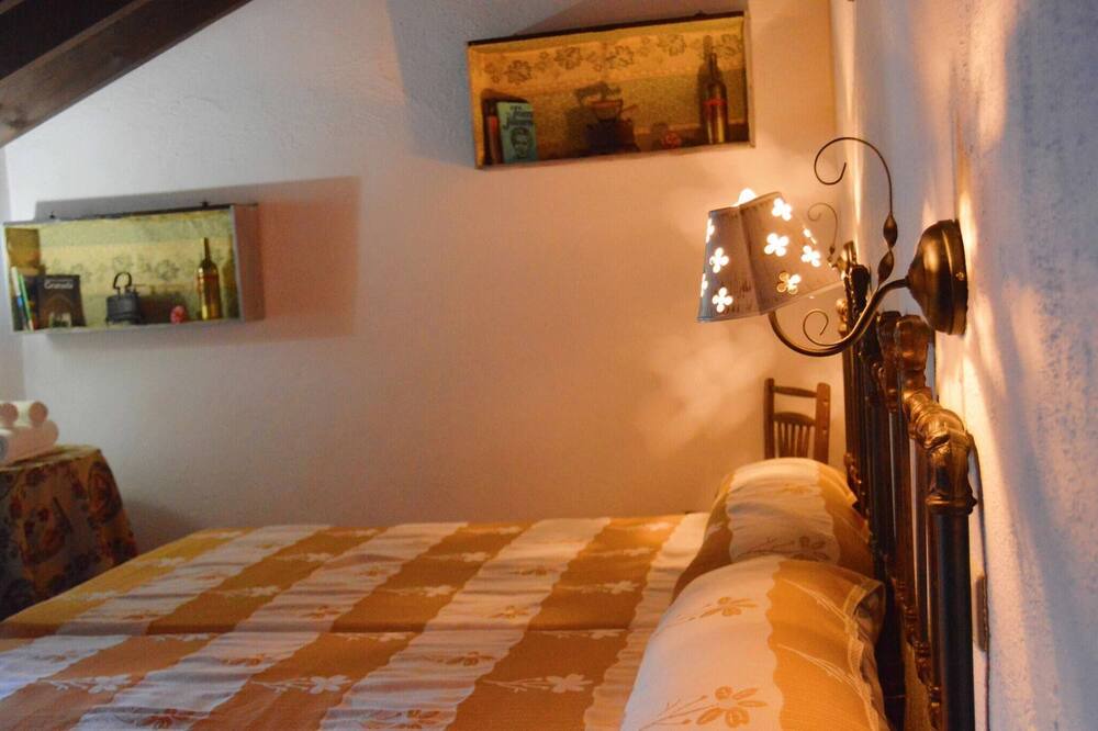 Photo of Bedroom in Algarinejo