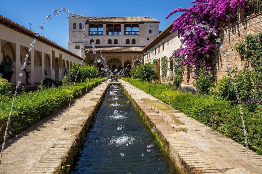 Photo of Others in Granada City Center