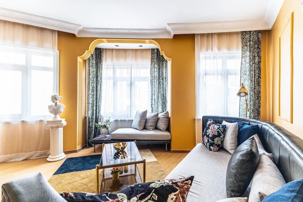 Photo of Livingroom in Tophane
