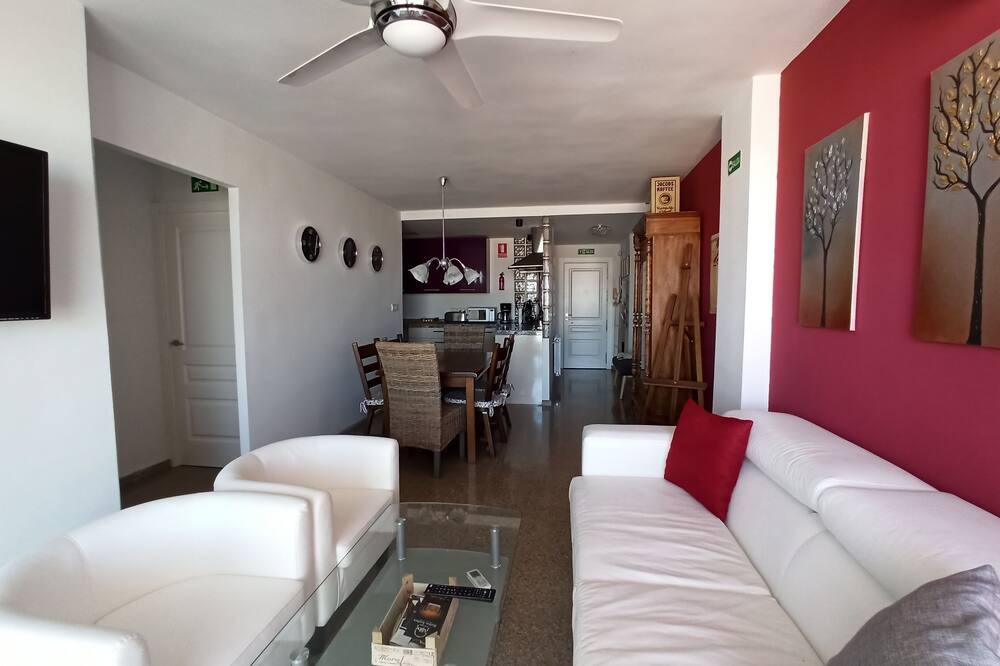 Photo of Livingroom in Angustias - Chana - Encina