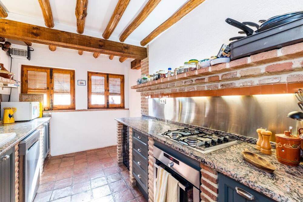 Photo of Kitchen in Albunuelas