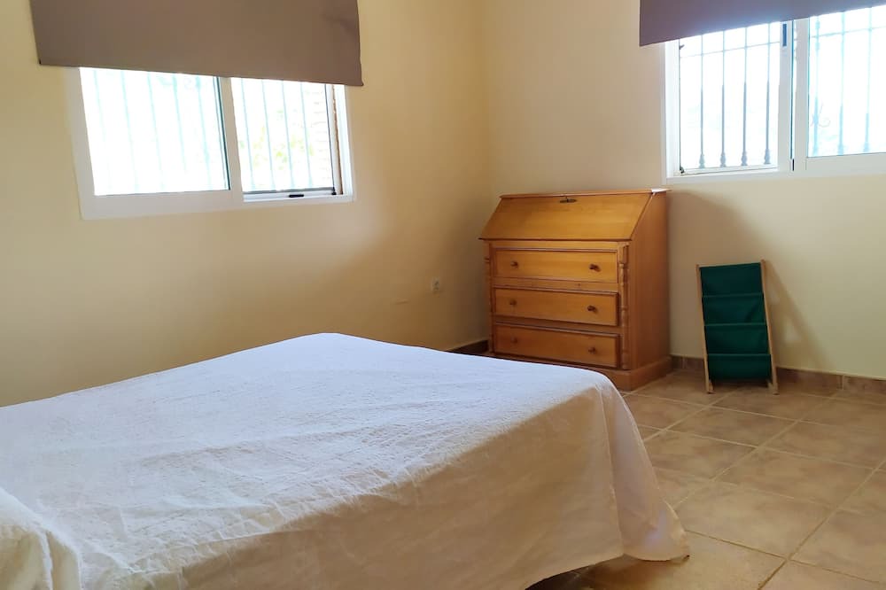 Photo of Bedroom in Jete