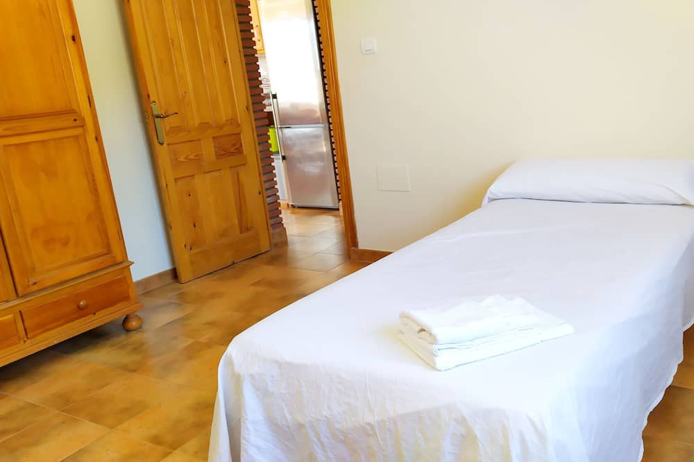 Photo of Bedroom in Jete