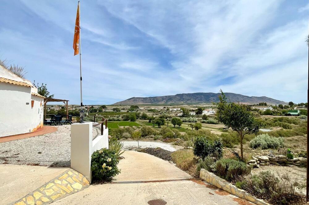 Photo of Outdoor in Cullar