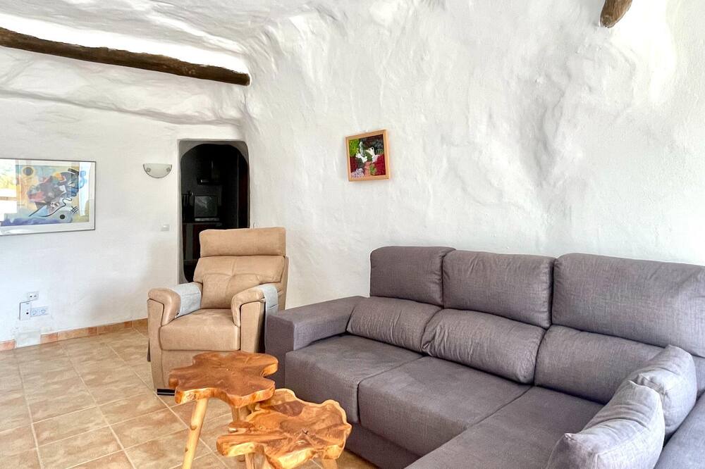Photo of Livingroom in Cullar
