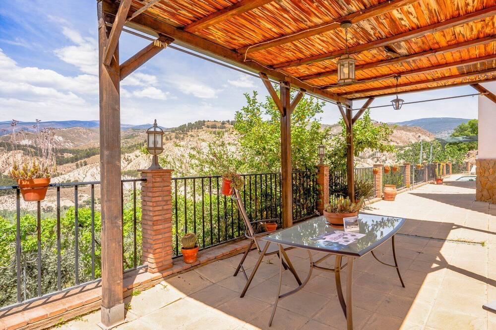 Photo of Patio Balcony in Alcolea