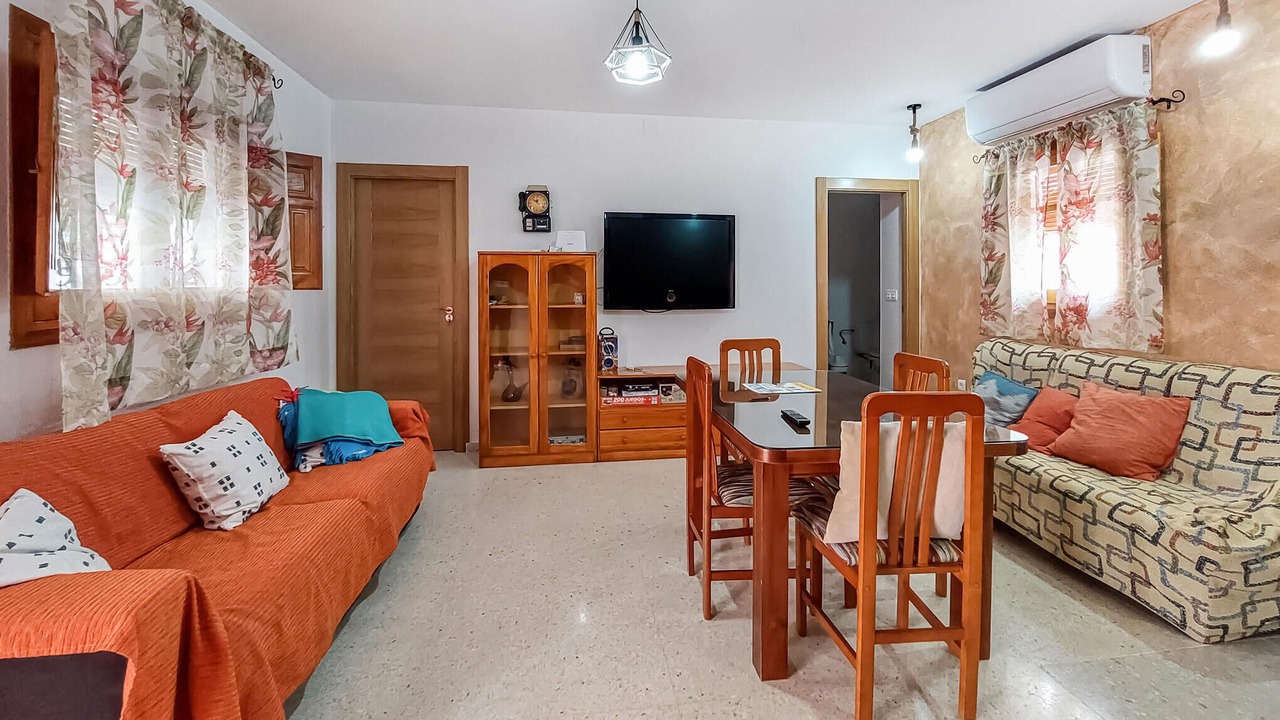 Photo of Livingroom in Cullar Vega