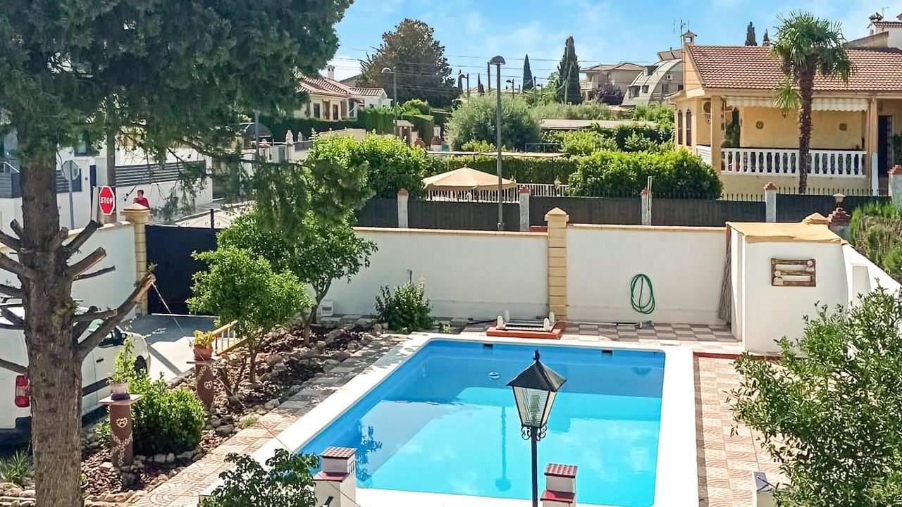Photo of Outdoor in Cullar Vega
