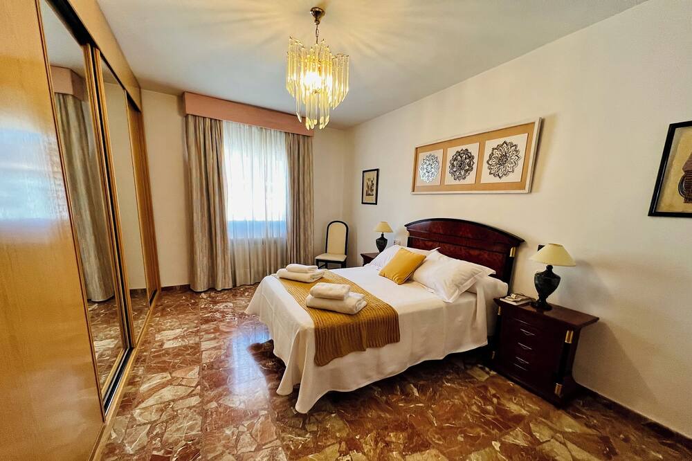 Photo of Bedroom in Montillana
