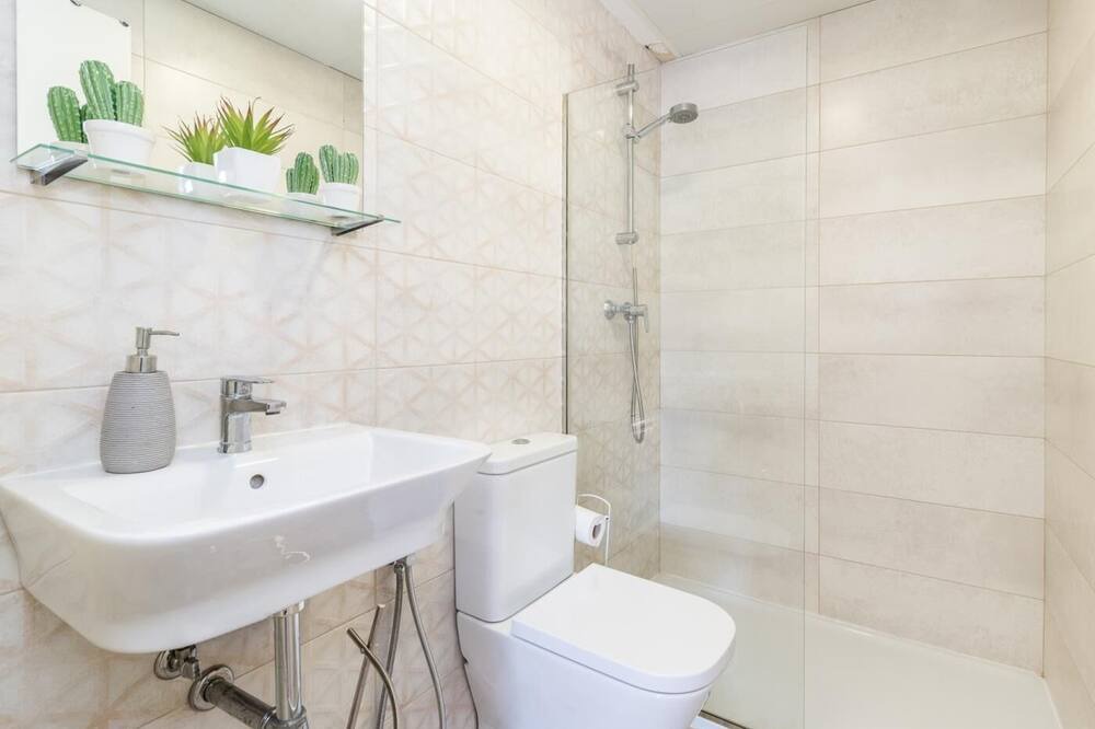 Photo of Bathroom in Cervantes