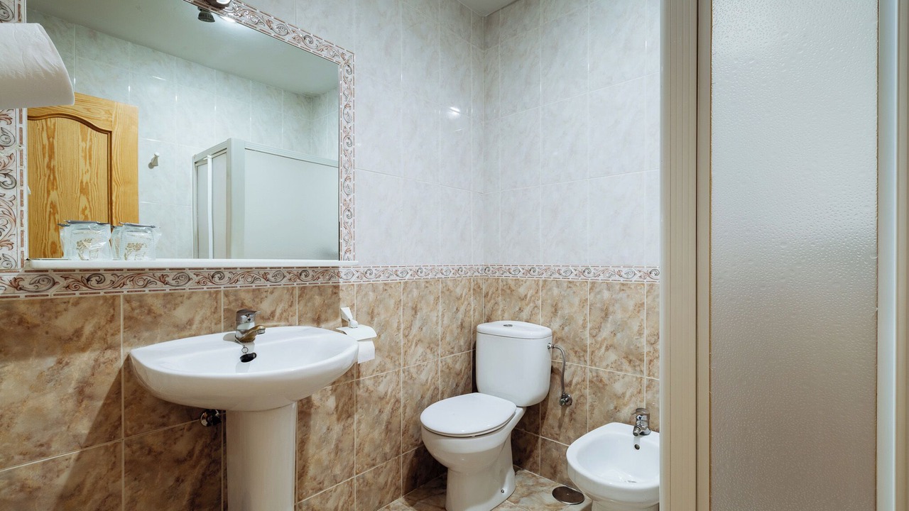 Photo of Bathroom in Peligros