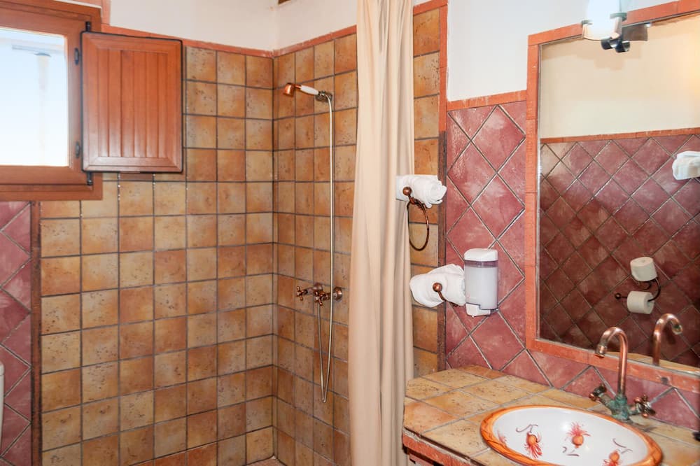 Photo of Bathroom in Arenas del Rey