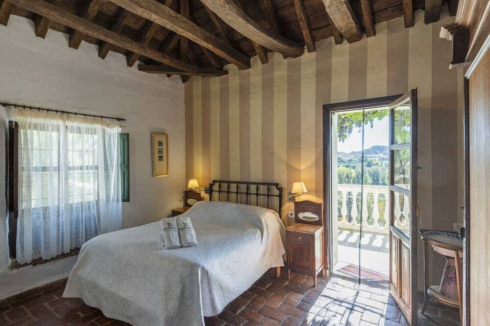 Photo of Bedroom in Paulenca