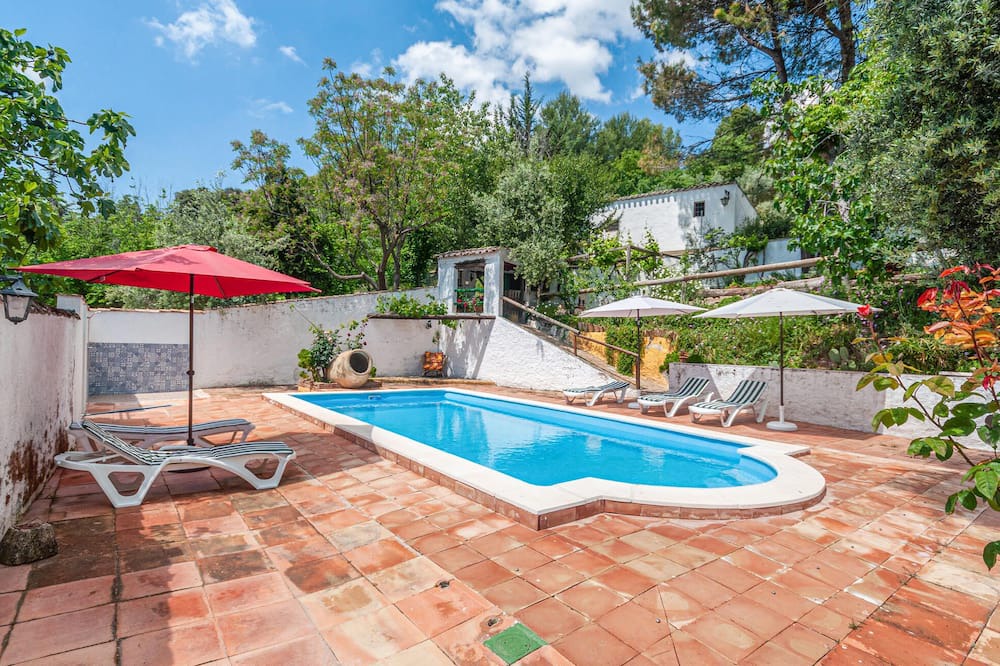 Photo of Outdoor in Algarinejo