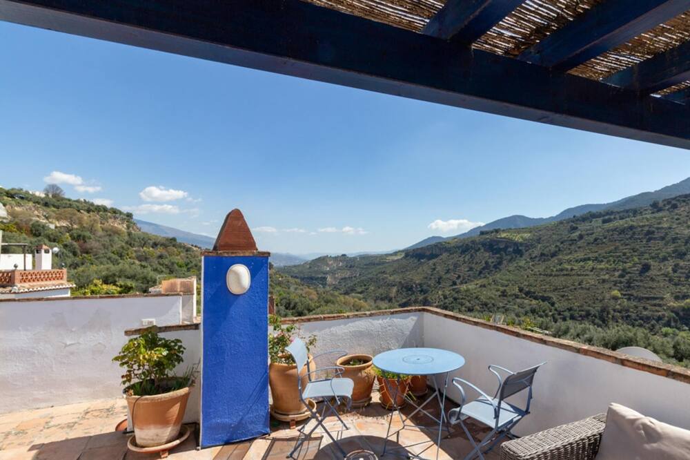 Photo of Patio Balcony in Albunuelas