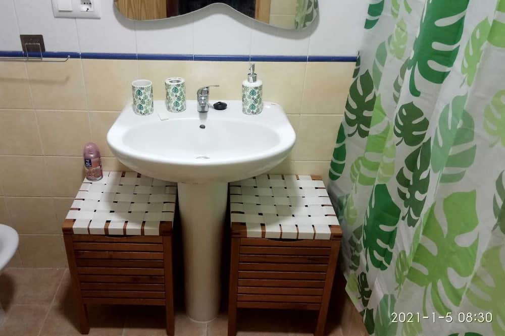 Photo of Bathroom in Picena