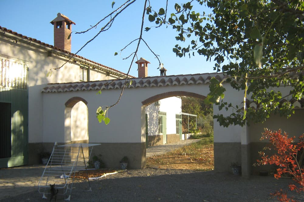 Photo of Outdoor in Alquife