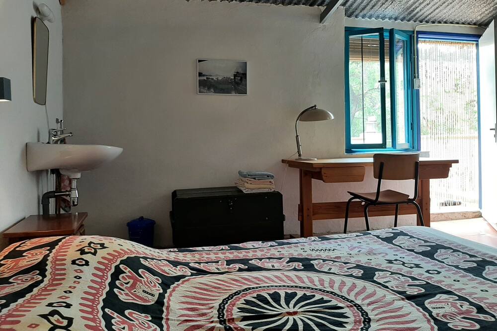Photo of Bedroom in Alquife