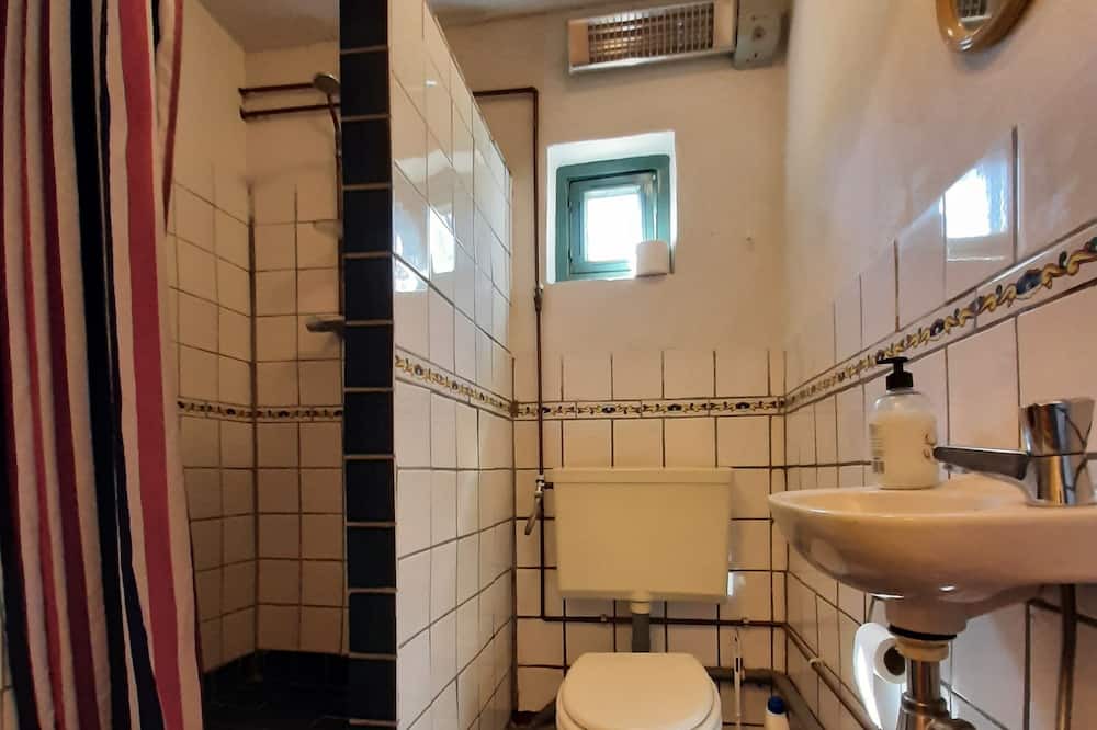 Photo of Bathroom in Alquife